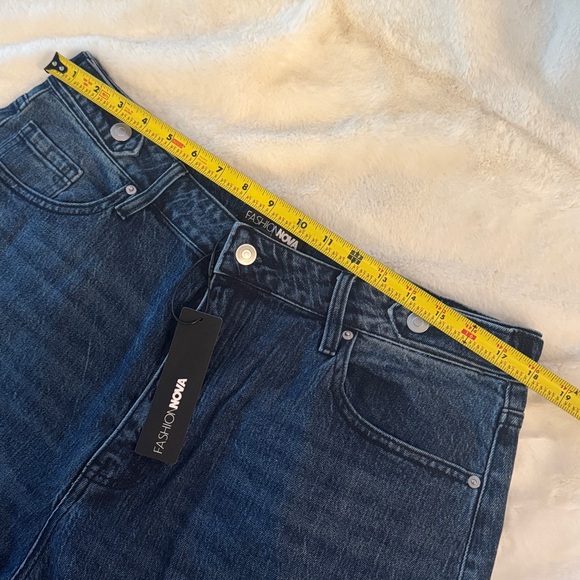 Fashion Nova ‘For the Record Stretch Taper Leg Jeans’, Blue- size 15 - Picture 10 of 16